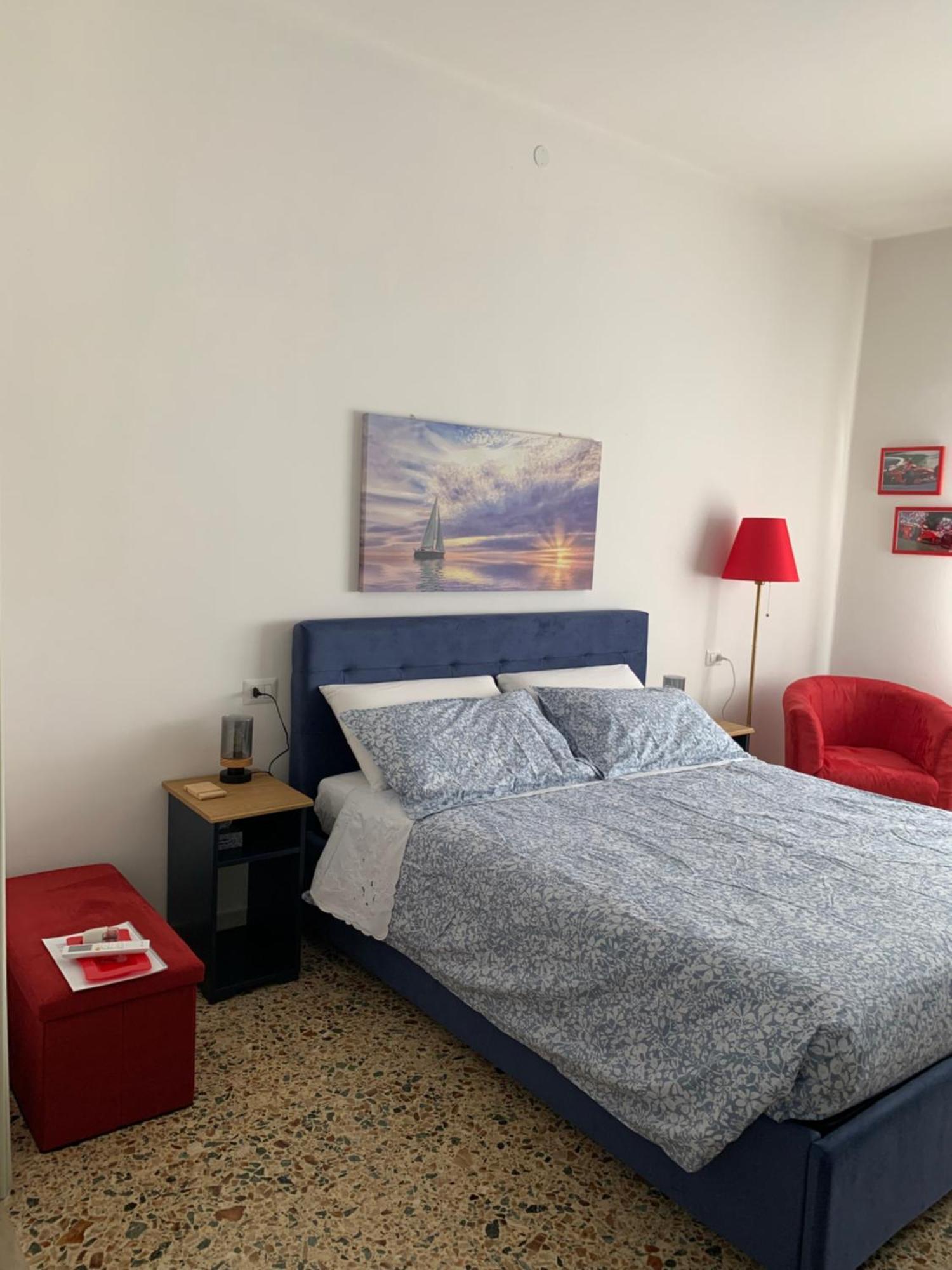 Affittacamere Le Rose Imola Bagian luar foto